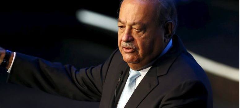 FCC pone alfombra roja a la OPA de Carlos Slim