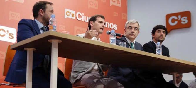 Ciudadanos presenta su programa: promete bajar el IRPF un 3% en 2018