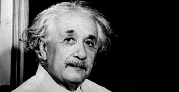 Las 7 frases de Einstein que te alegrarán el día