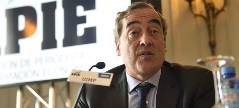 «La subida del salario mínimo está encima de la mesa», según Rosell