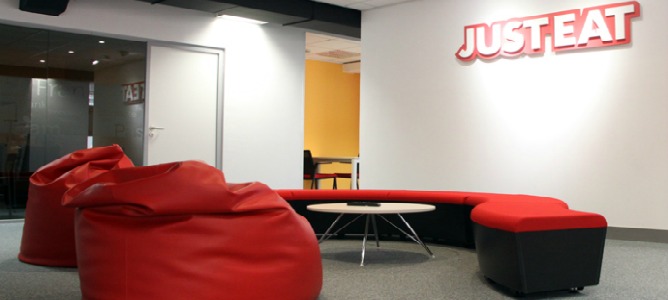 Just Eat compra la Nevera Roja