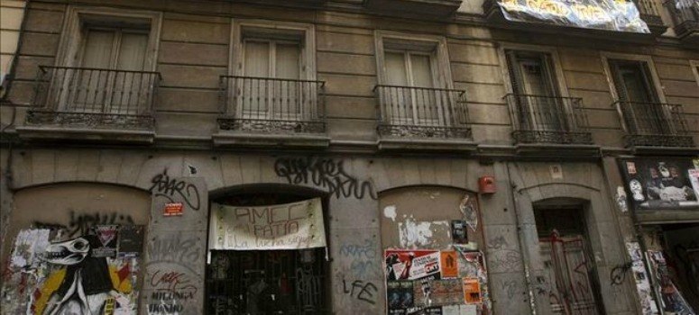 Los okupas devalúan la vivienda un 42%