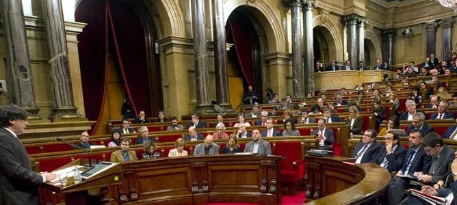 ¿Cuánto cuesta mantener los Parlamentos autonómicos?