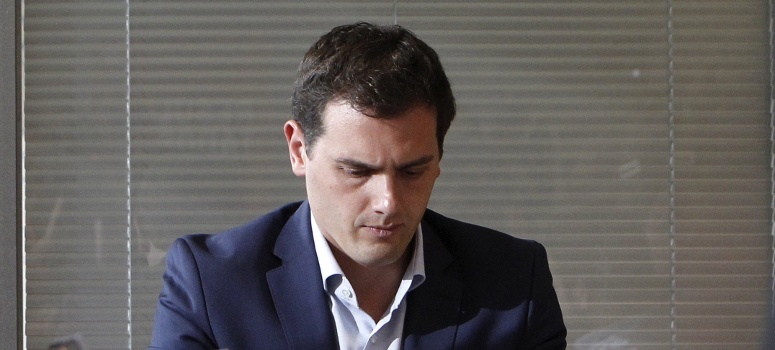 Debacle en Ciudadanos: «¿Dimisión de Albert Rivera?»