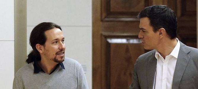 Pedro Sánchez reta a Susana Díaz al negociar con Iglesias