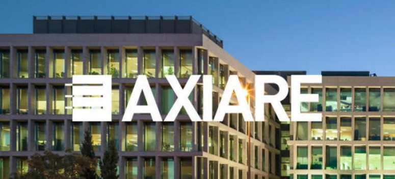 Axiare casi triplica el beneficio y estudia compras por 400 millones