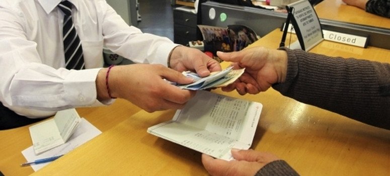 La banca española no relajará las condiciones para dar crédito