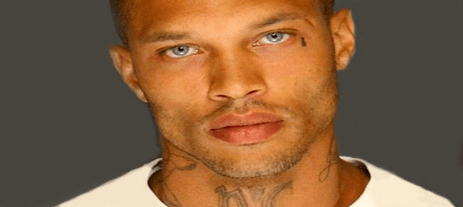 El preso más guapo del mundo sale de la cárcel y empieza su carrera de modelo