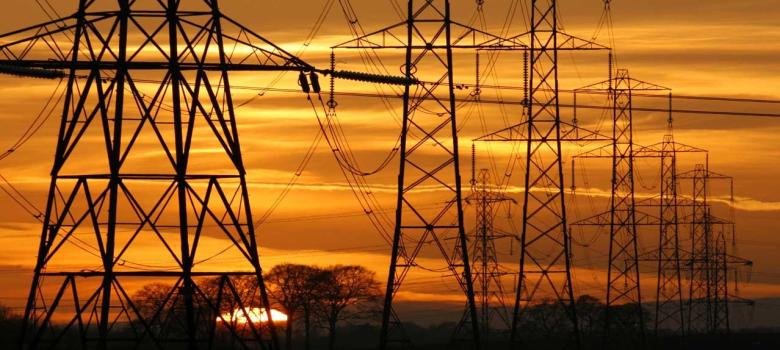 Fedea insta a la supresión definitiva del impuesto a la producción de electricidad