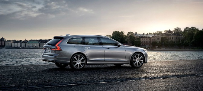 Sigue la saga Cross Country con el  Volvo V90