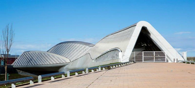 Amberes inaugura el edificio póstumo de Zaha Hadid