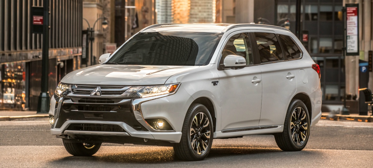 El Outlander PHEV lidera las ventas de híbridos enchufables