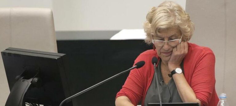 Carmena excluye ahora a las empresas con paraísos fiscales
