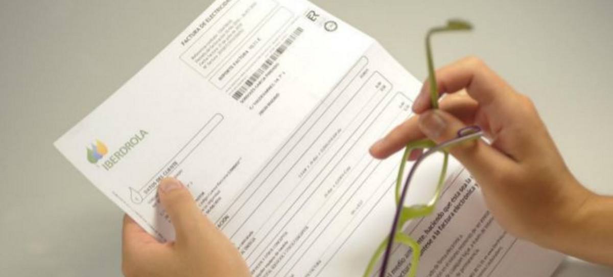 El precio de la electricidad supera los 100 euros MWh, aunque no se aplicará el tope al gas