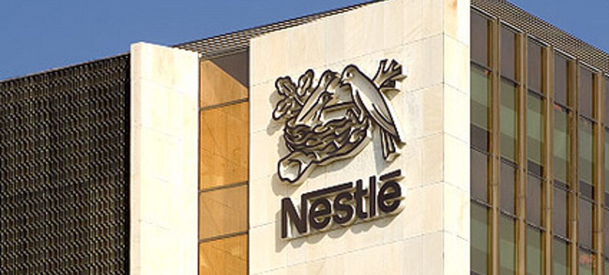 Nestlé da la alarma con un «profit warning» por los emergentes