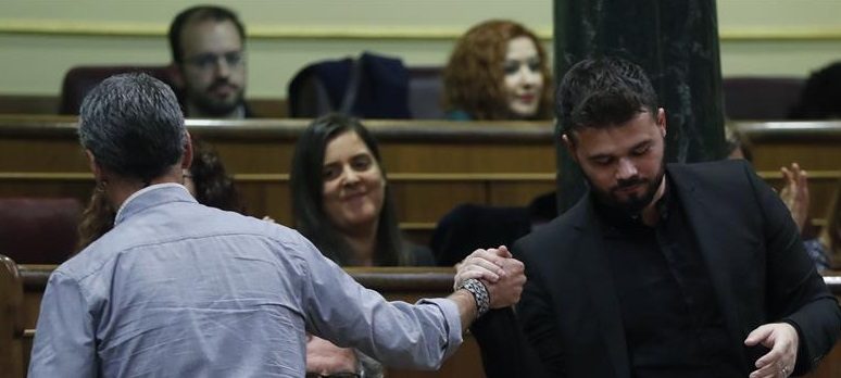 Bildu, que huele a muerte, habla del GAL al PSOE