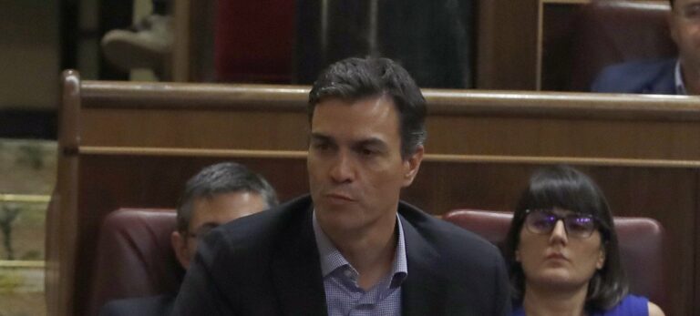 El PSOE roto por la abstención