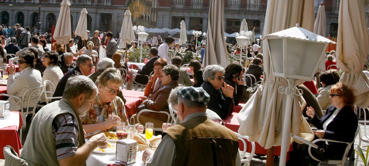 El Banco de España ve pocas posibilidades de reconversión entre los empleados de hostelería y comercio