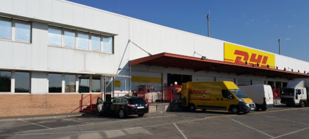 DHL cuadruplicará su capacidad con un centro logístico en el aeropuerto de Barajas