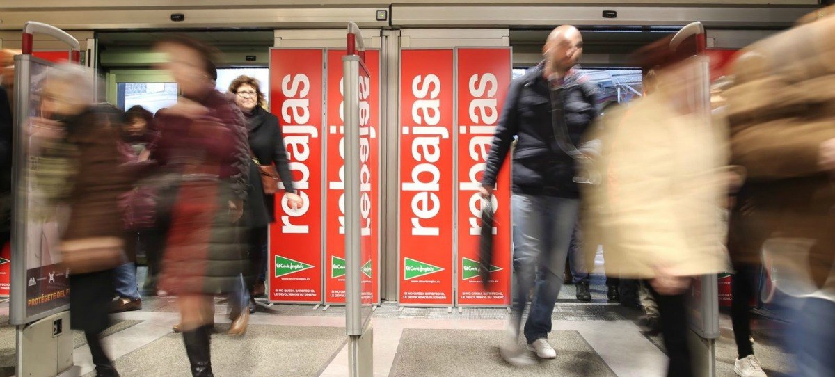 El Corte Inglés adelanta las rebajas a junio por primera vez en su historia