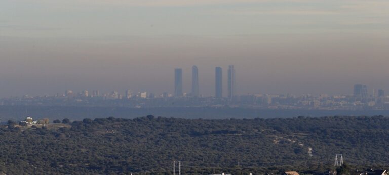 Nube de contaminación alrededor de Madrid