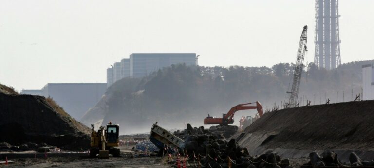 Un nuevo tsunami activa la alarma en Fukushima