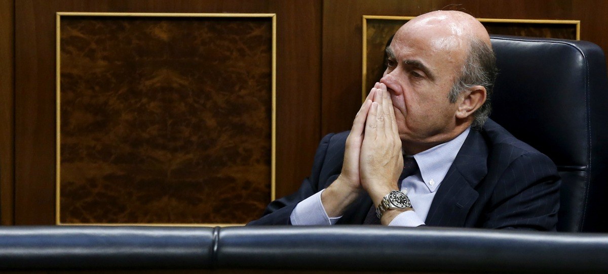 De Guindos, ante la avalancha de demandas por Banco Popular: El Frob no pagará