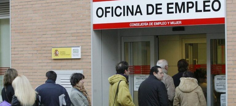 El SEPE no realiza ningún servicio a 3,2 millones de personas