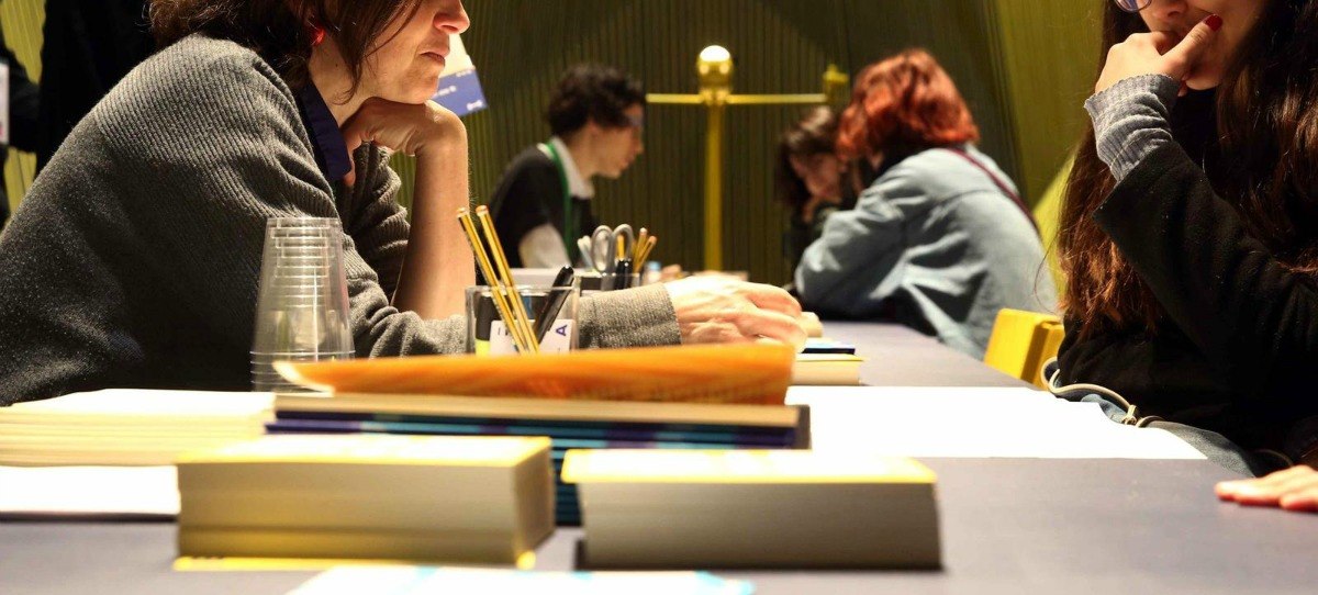Expertos de PwC piden reformas contra la excesiva temporalidad de los jóvenes