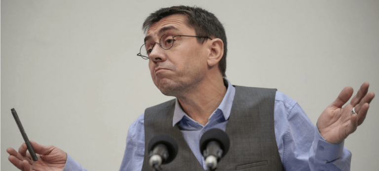 Monedero compara a Trump, Rajoy y Albert Rivera con Hitler