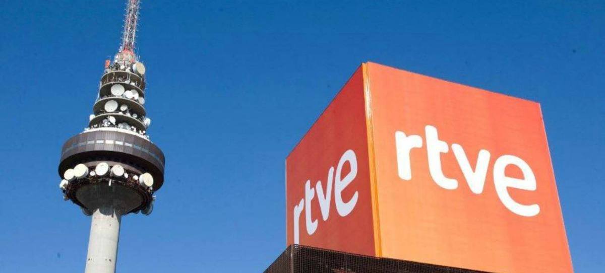 Movistar, Vodafone y Orange, obligadas por ley a pagar a la deficitaria RTVE también en 2022