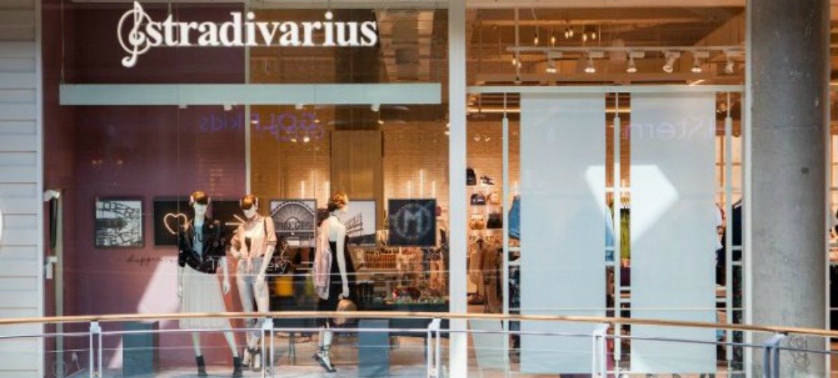 Inditex firma un acuerdo salarial con UGT y CCOO del que se desmarcan las dependientas del CIG