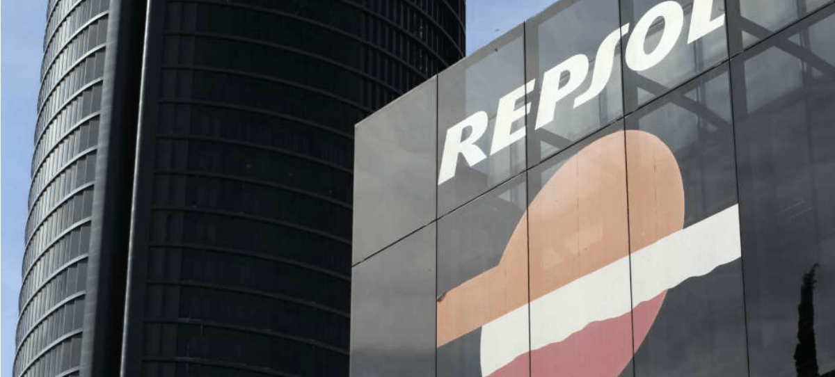 Repsol refuerza su alianza con Amancio Ortega en una cartera renovable por 363 millones