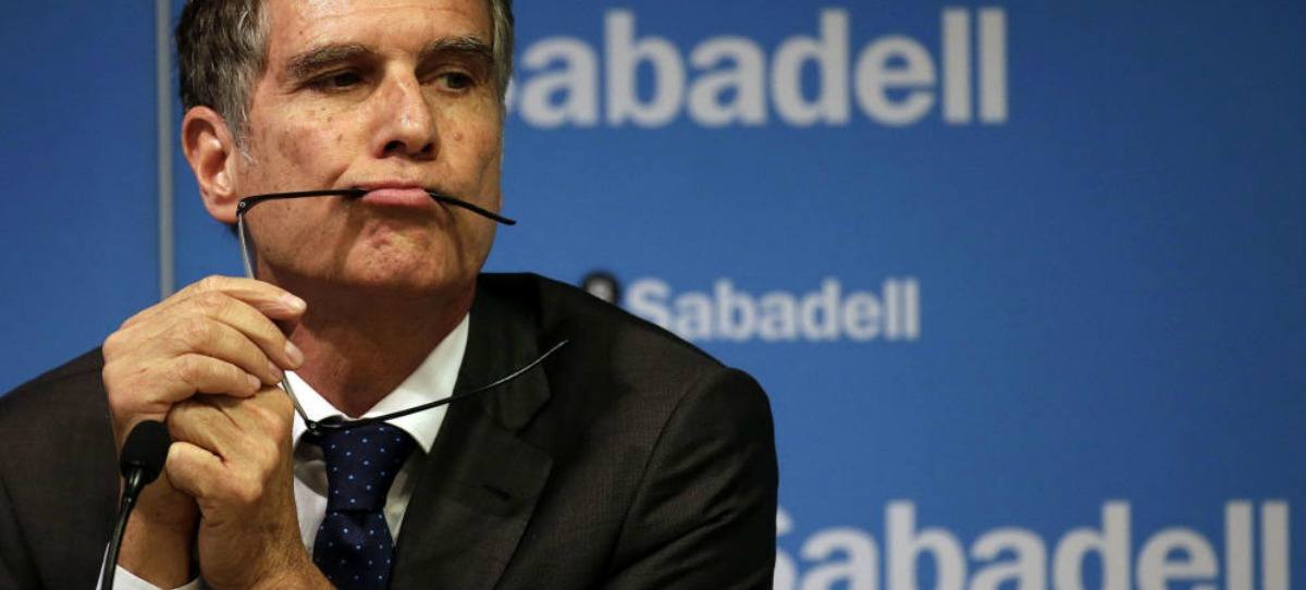 El Banco Sabadell rechaza las fusiones y ve inevitable cobrar por los depósitos