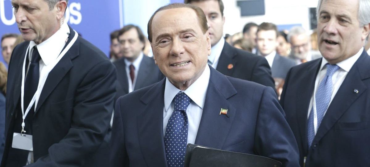 Vivendi tiene ya el 20% de Mediaset mientras Italia sale en su defensa