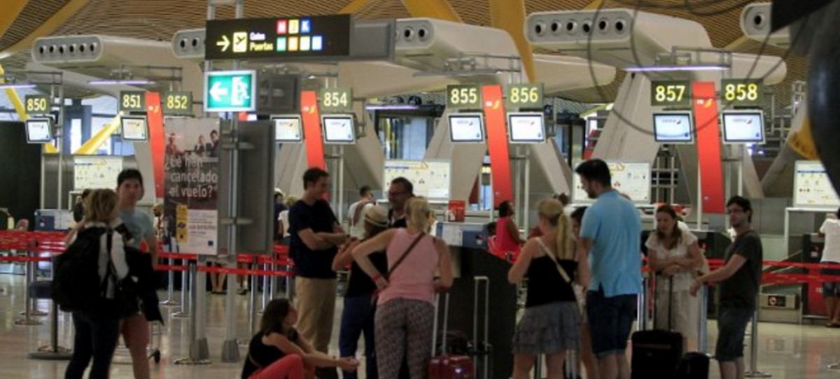 Aena bate récord de pasajeros tras superar los 15 millones