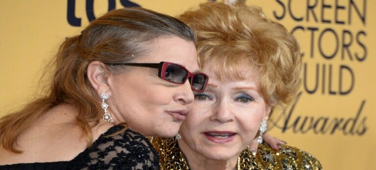 Muere la madre de Carrie Fisher, la actriz Debbie Reynolds