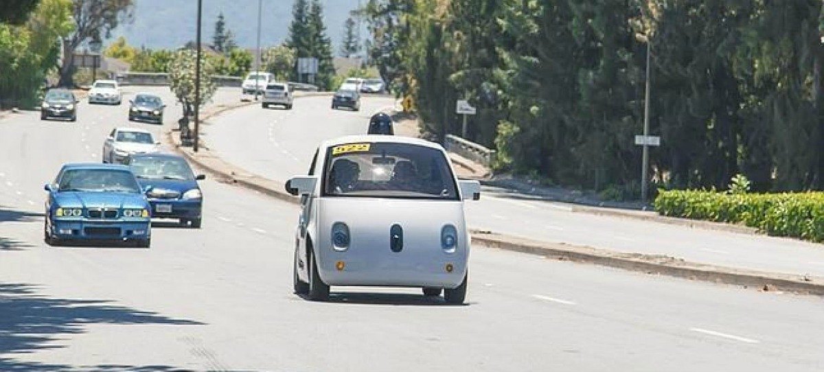 La mitad de las empresas se plantea incorporar el coche autónomo a las flotas