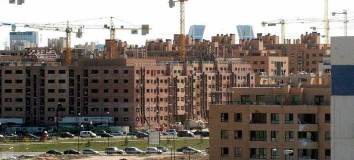 260.000 familias, y no un millón como dice el Gobierno, ‘especialmente vulnerables’ al euríbor