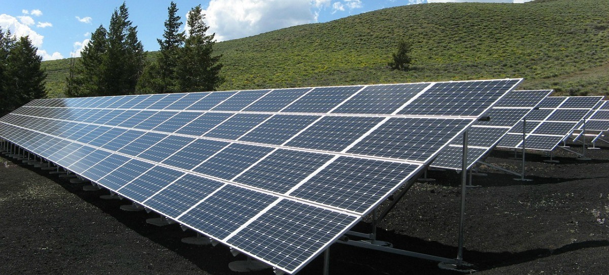 Bruselas aprueba la empresa mixta de Repsol y Telefónica para energía fotovoltaica
