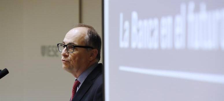 En Europa sobran bancos y no tener un FGD  es una debilidad, según Restoy