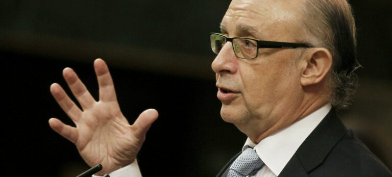 Cristóbal Montoro, Ministro de Hacienda