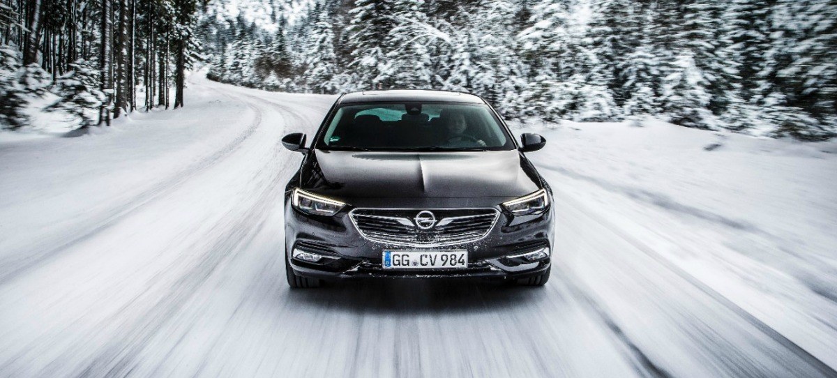 El nuevo Opel Insignia Grand Sport desafía al frío