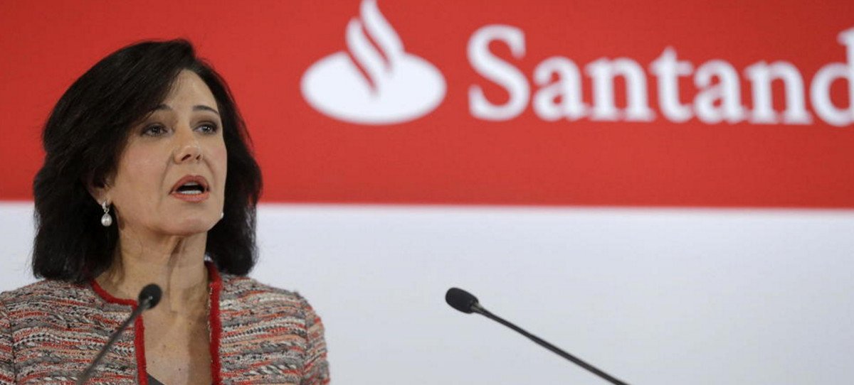 El Santander convierte el móvil en tarjeta para operar en el cajero