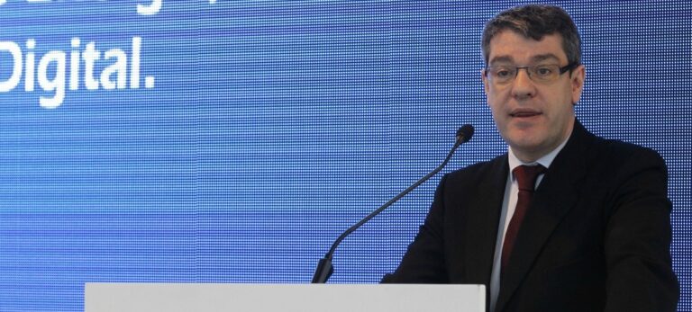 El frío dispara el consumo de luz, que este jueves será aún más cara