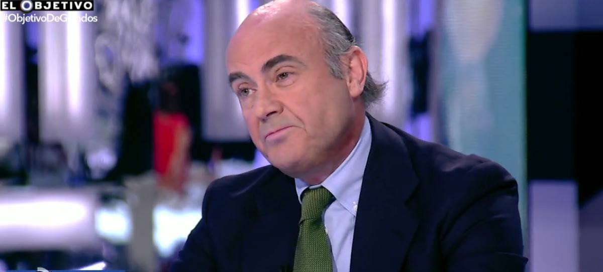 Luis de Guindos justifica las puertas giratorias de las eléctricas
