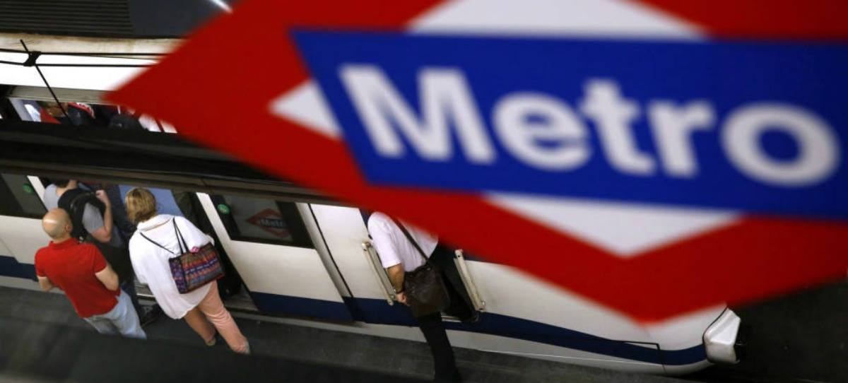 La línea 8 de Metro que pasa por Barajas cierra desde este jueves