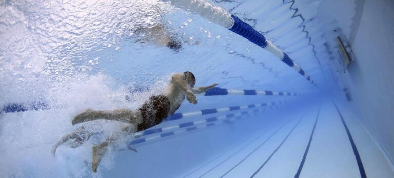 ribunal de Estrasburgo ordena que unas niñas musulmanas asistan a clases de natación mixtas