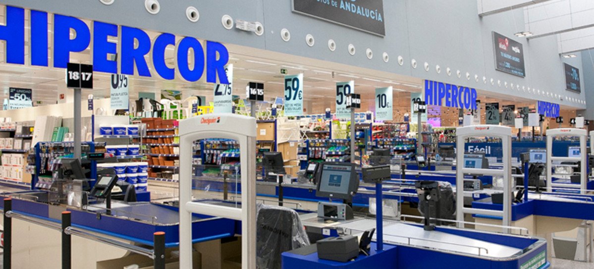 El Corte Inglés estudia unir Hipercor y grandes almacenes sin tocar el empleo