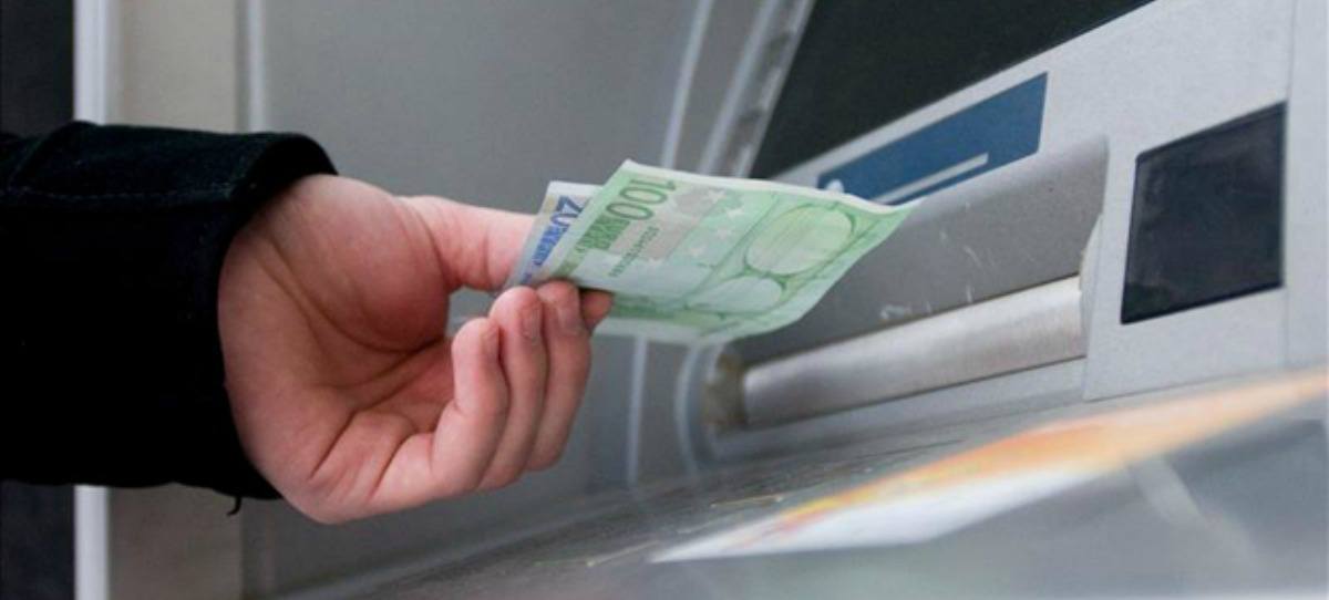 Luz verde a la fusión entre 4B, Euro6000 y Servired